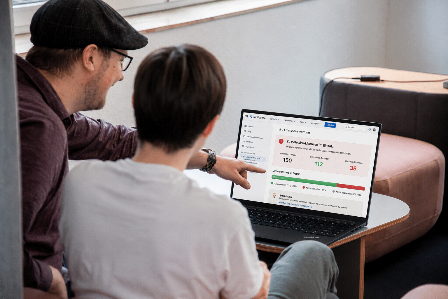 Partnerschaftliche Beratung zu Jira-Lizenzen mit gemeinsamer Abstimmung im Team
